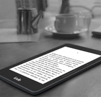 Amazon lancia Kindle Paperwhite e Voyage