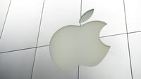 iPhone 8 display OLED ricurvo nel 2017?