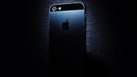 iPhone 8 sarà in vetro e acciaio?