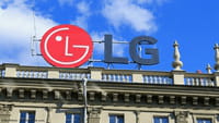 LG V30 avrà doppia fotocamera frontale?
