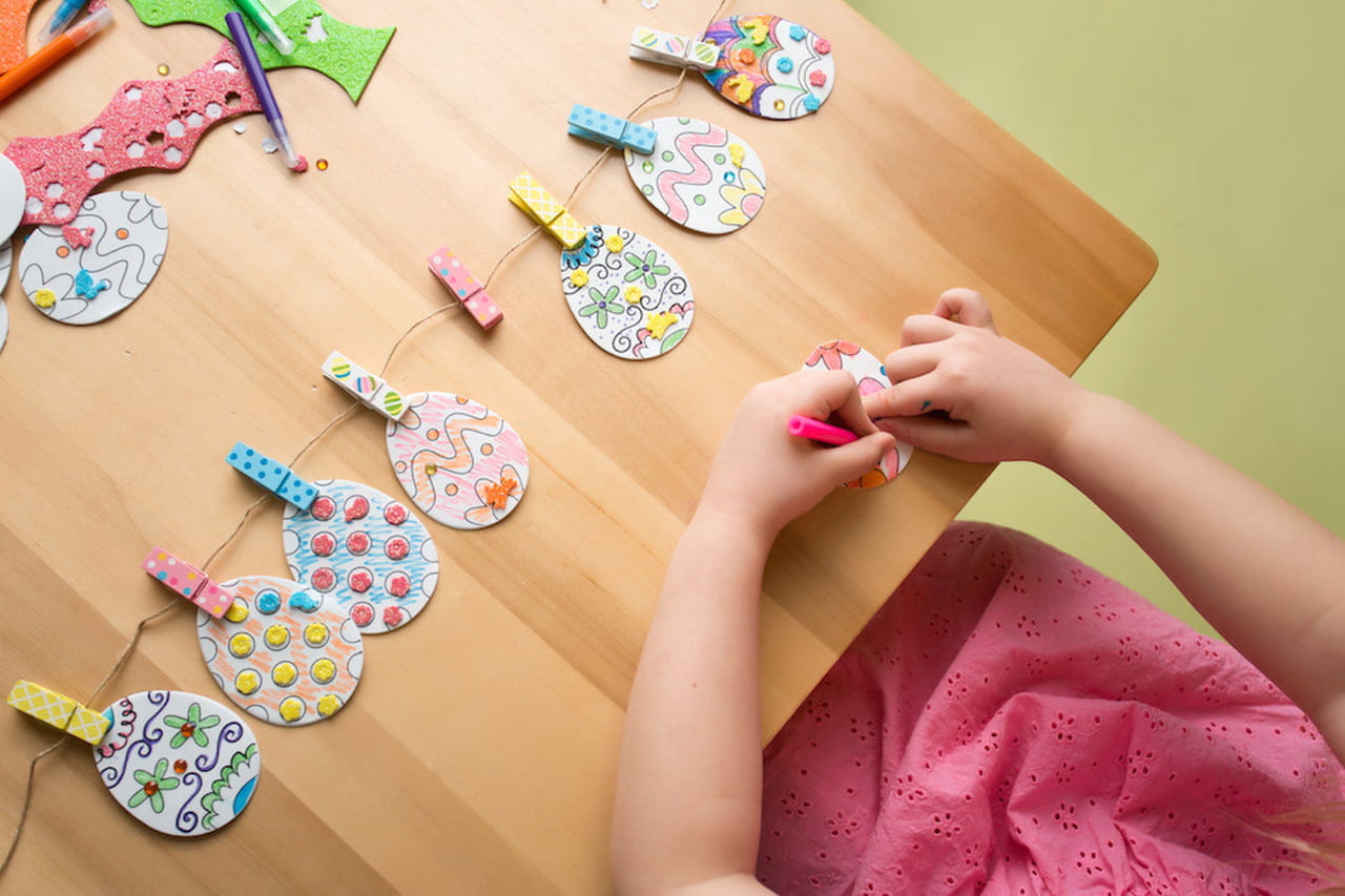 Talking Tables Ghirlanda Di Carta Pasquale 6,5m – Kit Fai Da Te Senza Colla Per Bambini