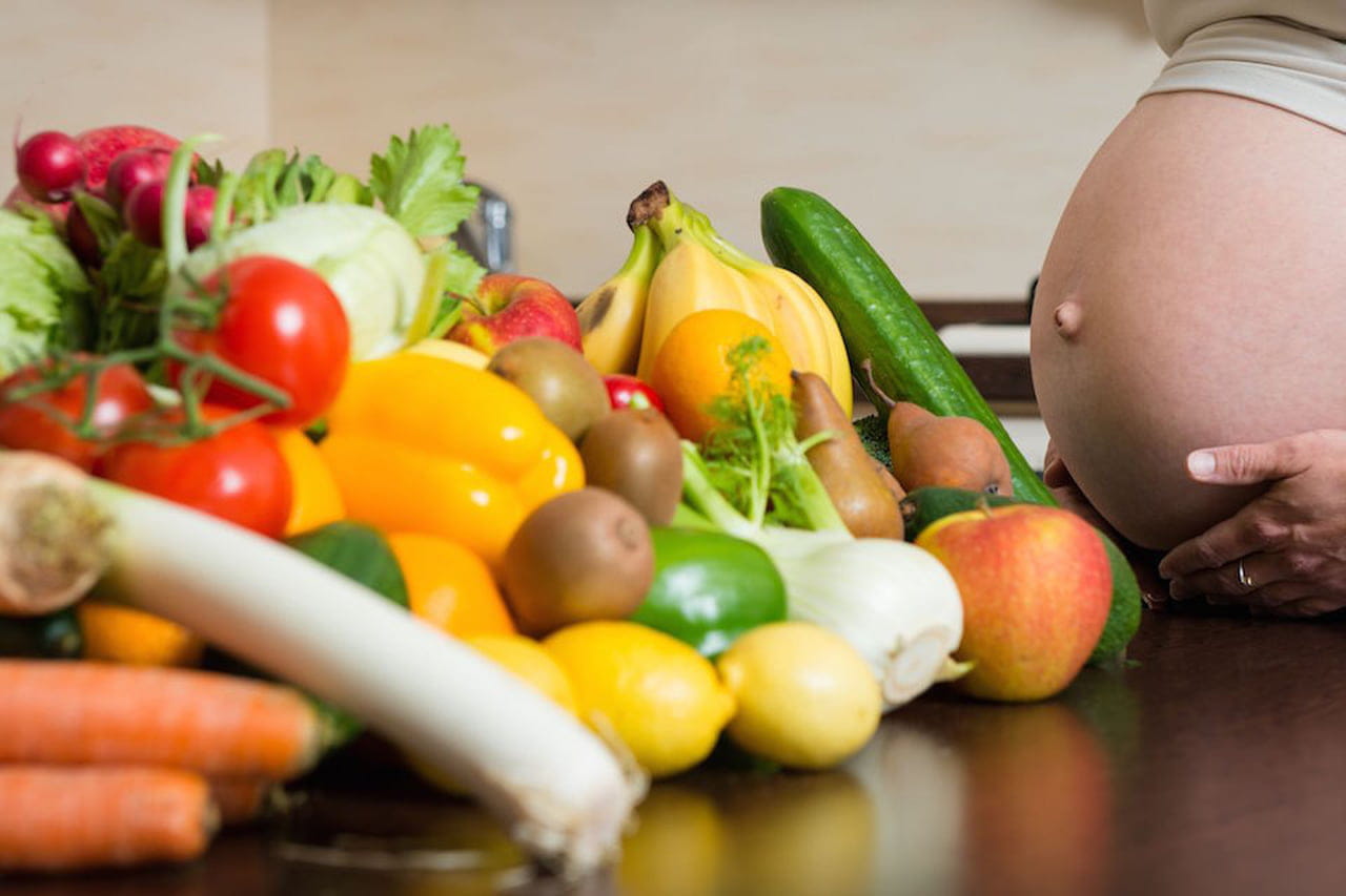 Come lavare frutta e verdura in gravidanza? Bicarbonato come disinfettante