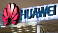 Huawei device pieghevole in tre parti?