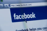 Facebook passa da video in Flash a HTML5